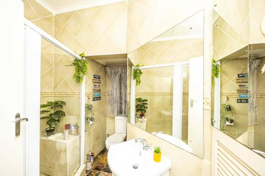 4 Bedroom Property for Sale in Bonnie Doone Eastern Cape